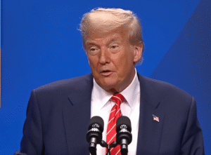 বিশ্বের বৃহত্তম তেল কোম্পানিগুলো ভেনেজুয়েলায় ১০০ বিলিয়ন ডলার বিনিয়োগ করবে, ট্রাম্পের ঘোষণা