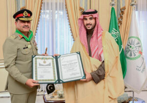 পাকিস্তানের সেনাপ্রধান আসিম মুনিরকে সর্বোচ্চ জাতীয় সম্মাননা দিলো সৌদি আরব