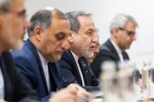 মার্কিন তৎপরতায় কড়া নজর ইরানের, যেকোনো পরিস্থিতির জন্য প্রস্তুত তেহরান