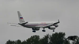 খামেনিকে মস্কোতে নেওয়ার খবর অস্বীকার ইরানের