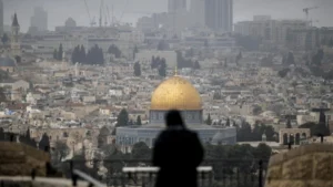 জেরুজালেমে ইবাদতে বাধা দেওয়ার অভিযোগে ই*স*রা*য়ে*লে*র তীব্র নিন্দা আরব ও ইসলামি মন্ত্রীদের