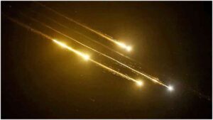 যু*দ্ধ শুরুর পর থেকে ই*স*রা*য়ে*লে ৪শ ব্যা*লি*স্টি*ক ক্ষে*প*ণা*স্ত্র নিক্ষেপের দাবি ইরানের