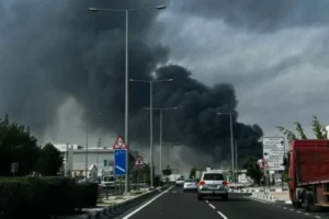 কাতার-আমিরাত-কুয়েতে বি*স্ফো*র*ণ, ইরান বাড়াচ্ছে হা*ম*লা*র মাত্রা